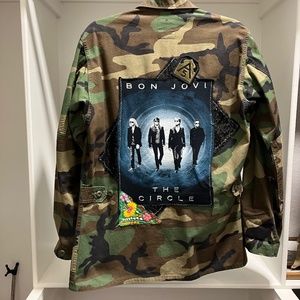 Authentic recycled army jacket